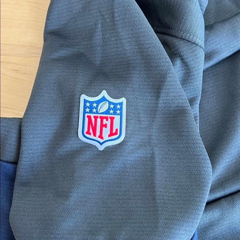 Nike Men's Tennessee Titans on field 1/4 zip pullover